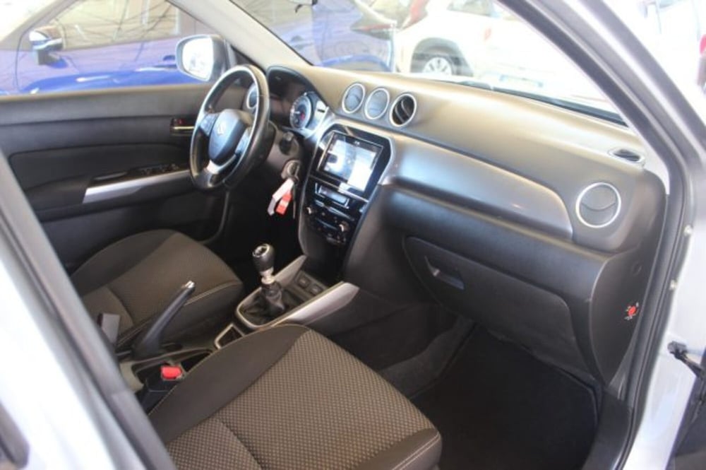 Suzuki Vitara usata a Roma (10)