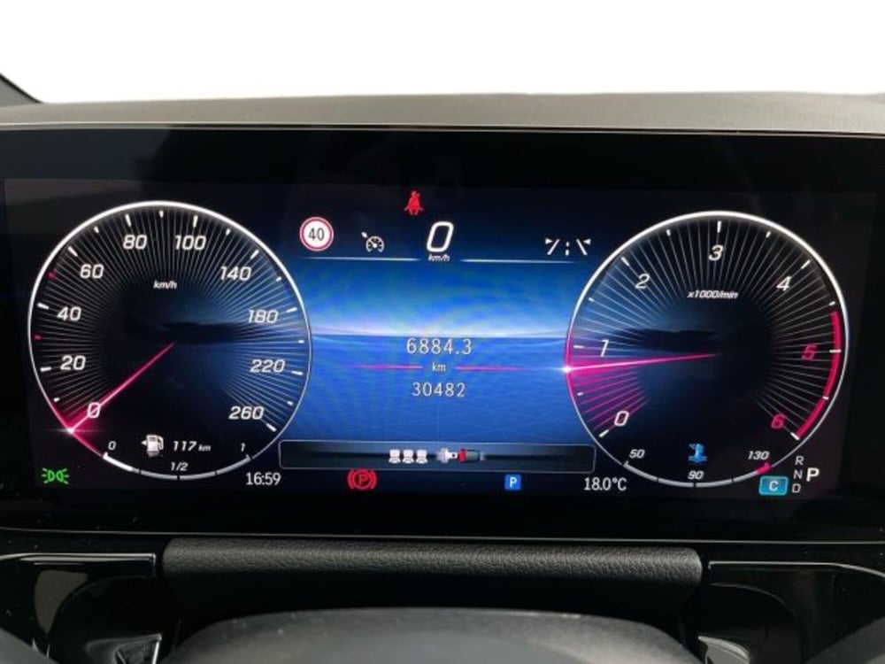 Mercedes-Benz GLA SUV usata a Verona (8)