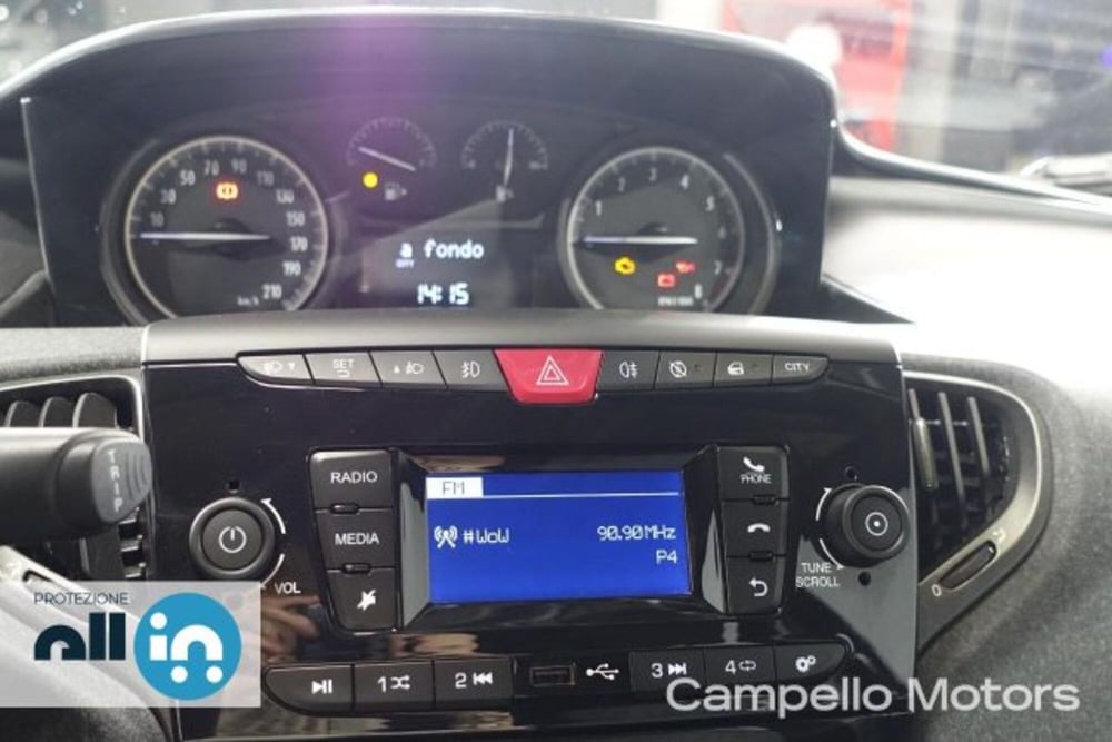 Lancia Ypsilon usata a Venezia (10)