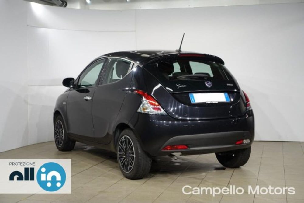 Lancia Ypsilon usata a Venezia (3)