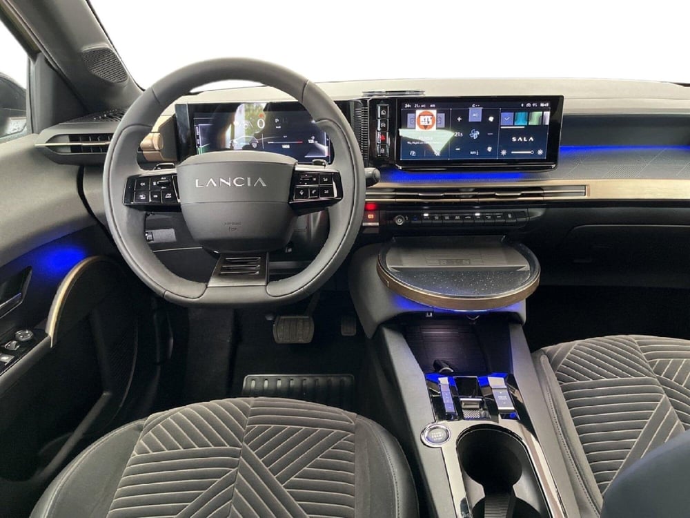 Lancia Ypsilon usata a Torino (11)