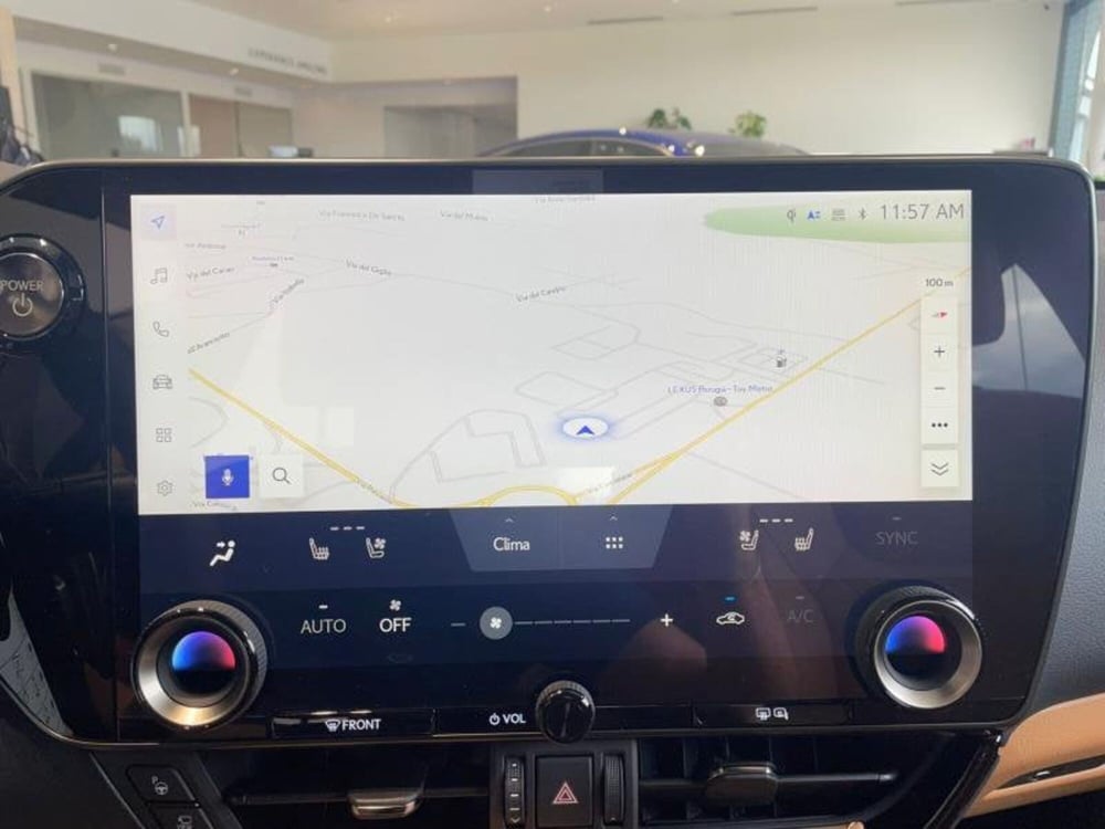 Lexus NX nuova a Perugia (12)