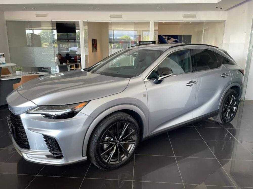 Lexus RX nuova a Perugia (4)