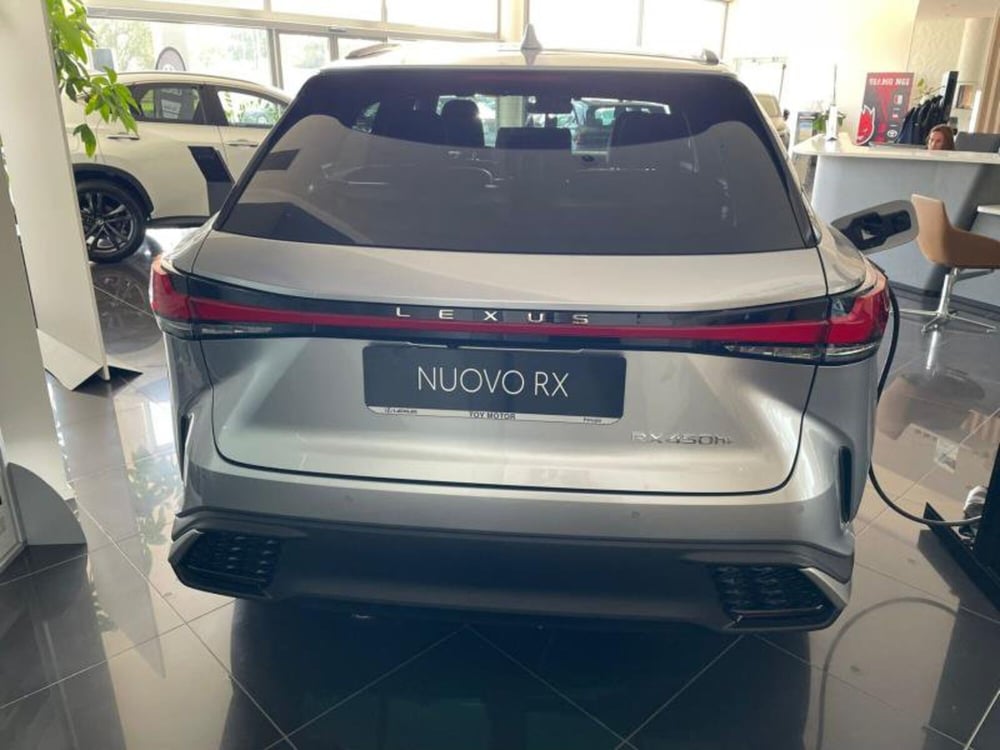 Lexus RX nuova a Perugia (5)