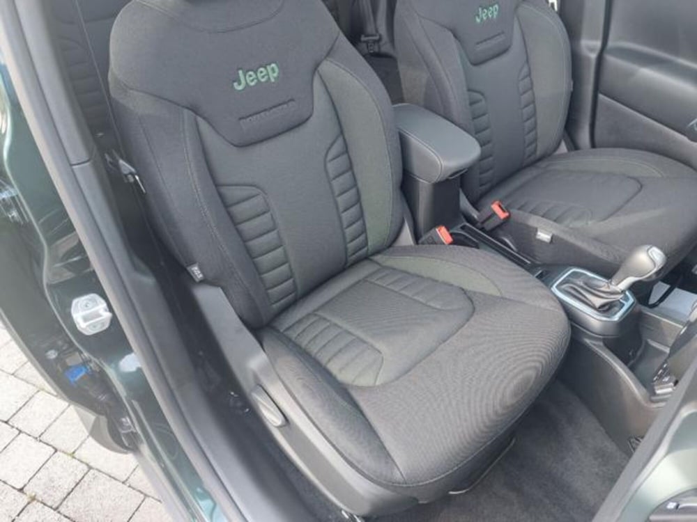 Jeep Renegade nuova a Padova (12)