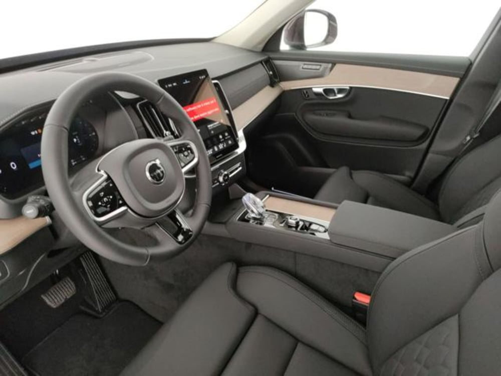 Volvo XC90 nuova a Modena (18)