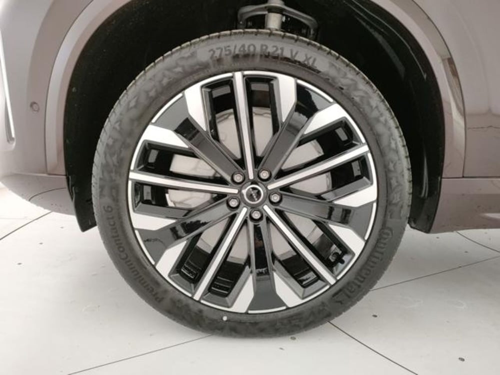 Volvo XC90 nuova a Modena (8)