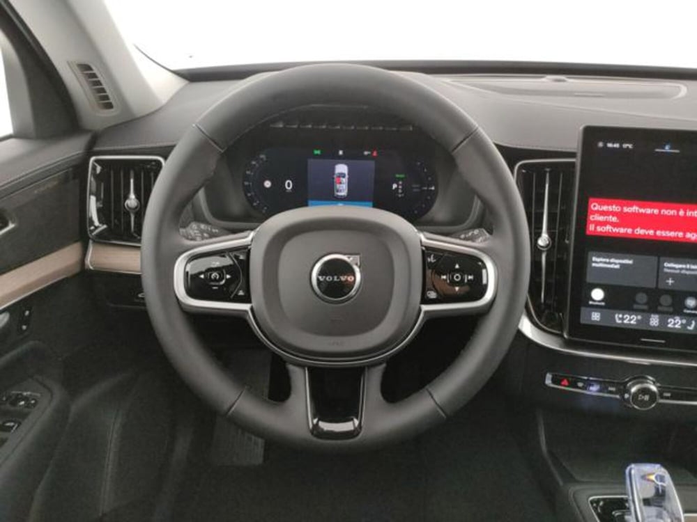 Volvo XC90 nuova a Modena (19)