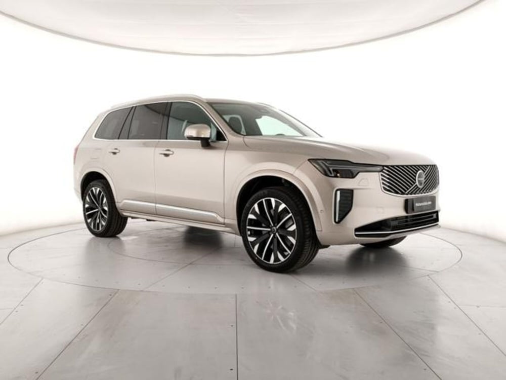 Volvo XC90 nuova a Modena (6)