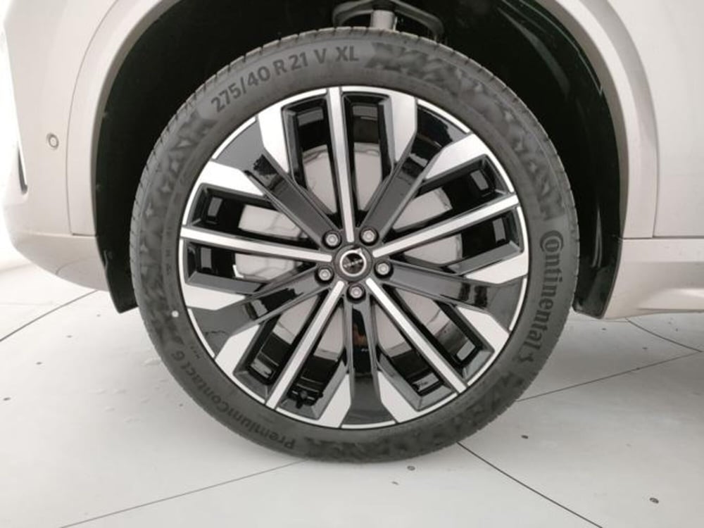 Volvo XC90 nuova a Modena (8)