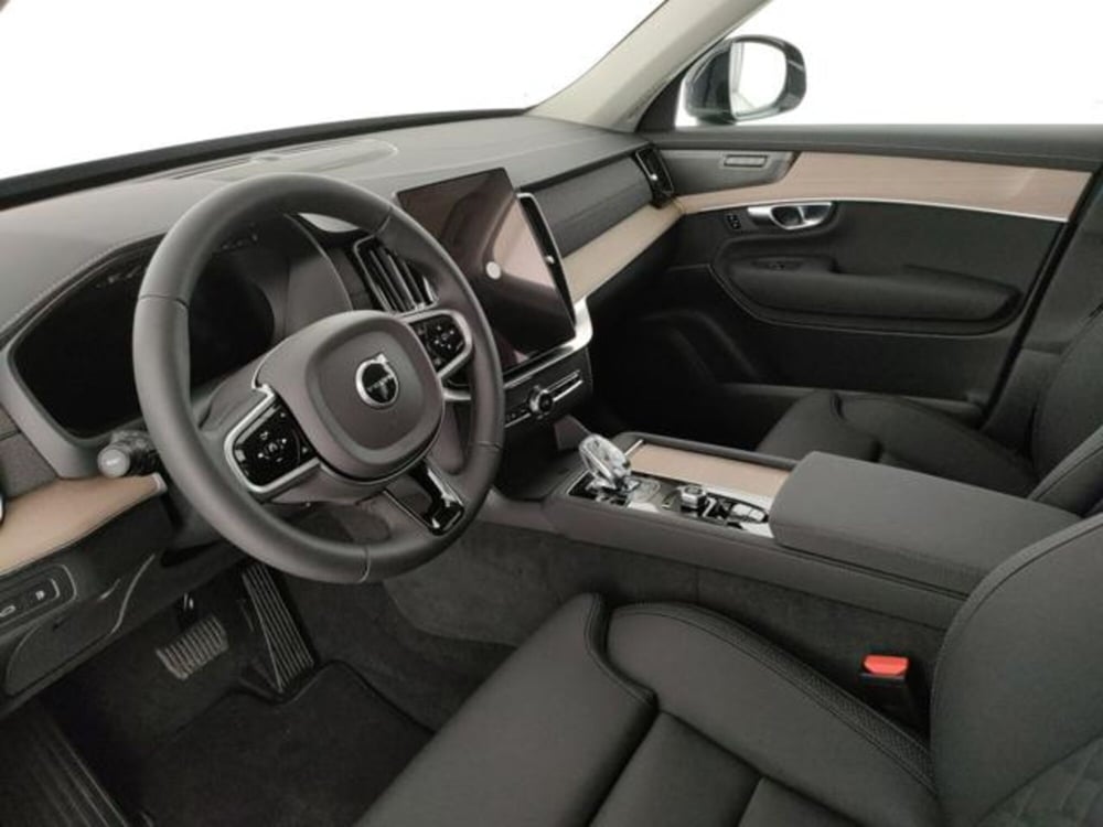 Volvo XC90 nuova a Modena (18)