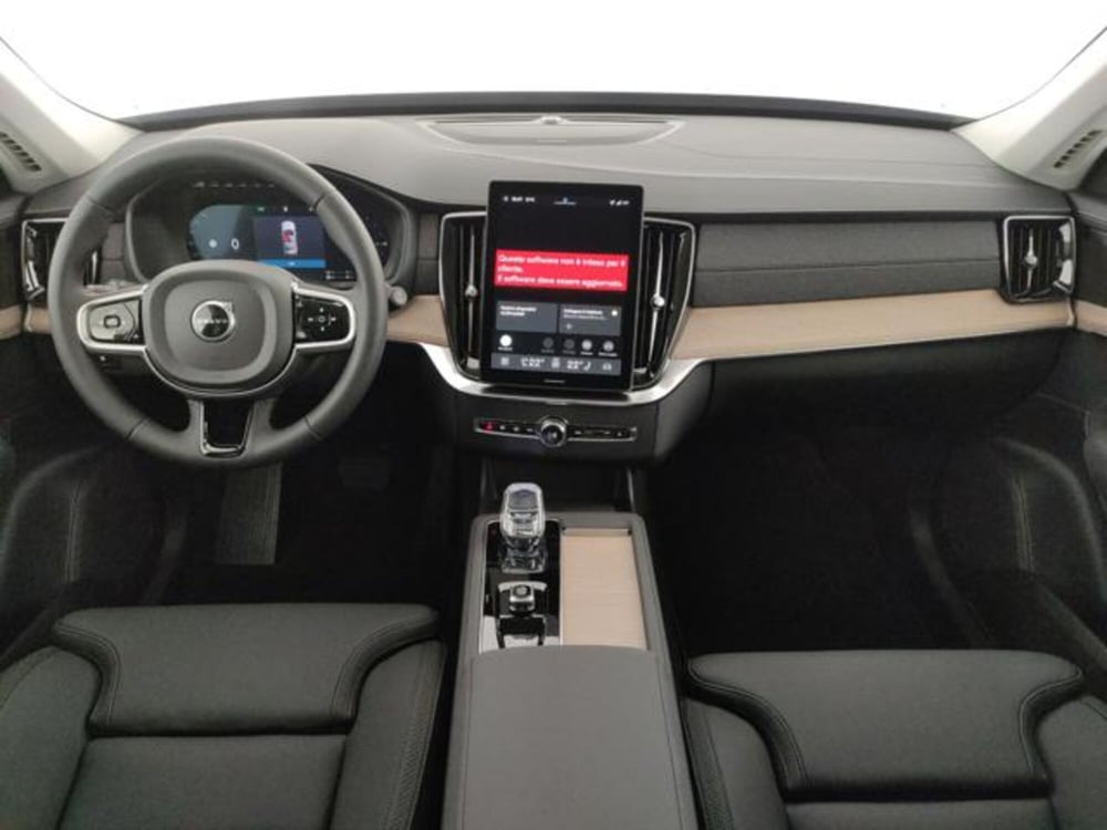 Volvo XC90 nuova a Modena (19)