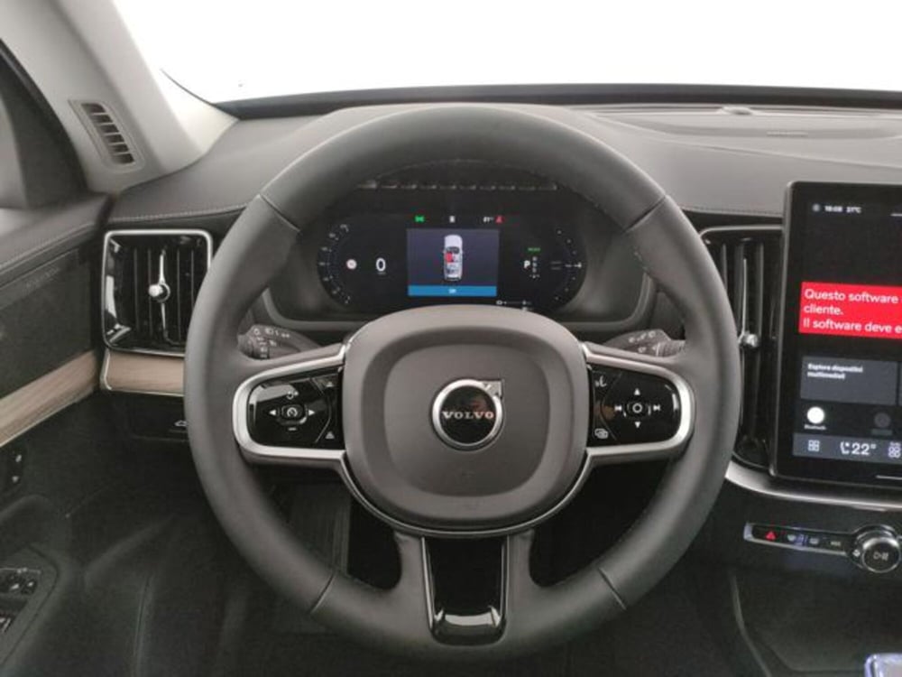 Volvo XC90 nuova a Modena (20)