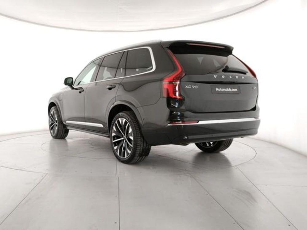 Volvo XC90 nuova a Modena (3)