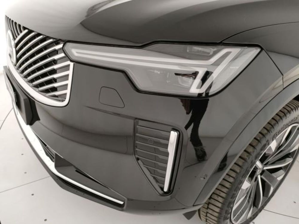 Volvo XC90 nuova a Modena (9)