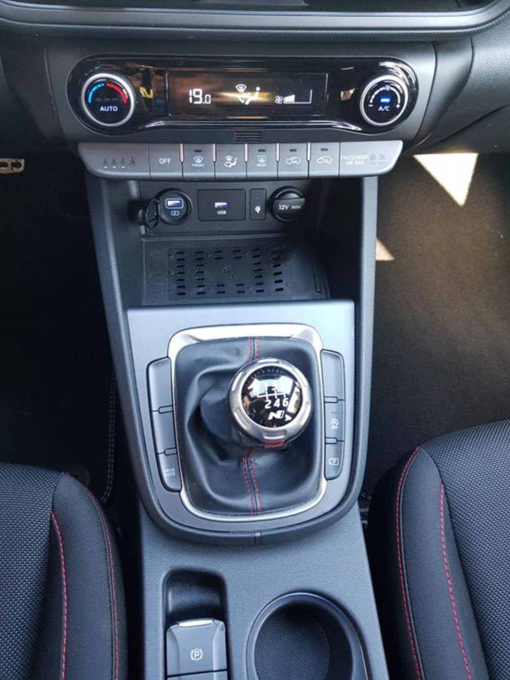 Hyundai Kona usata a Parma (10)