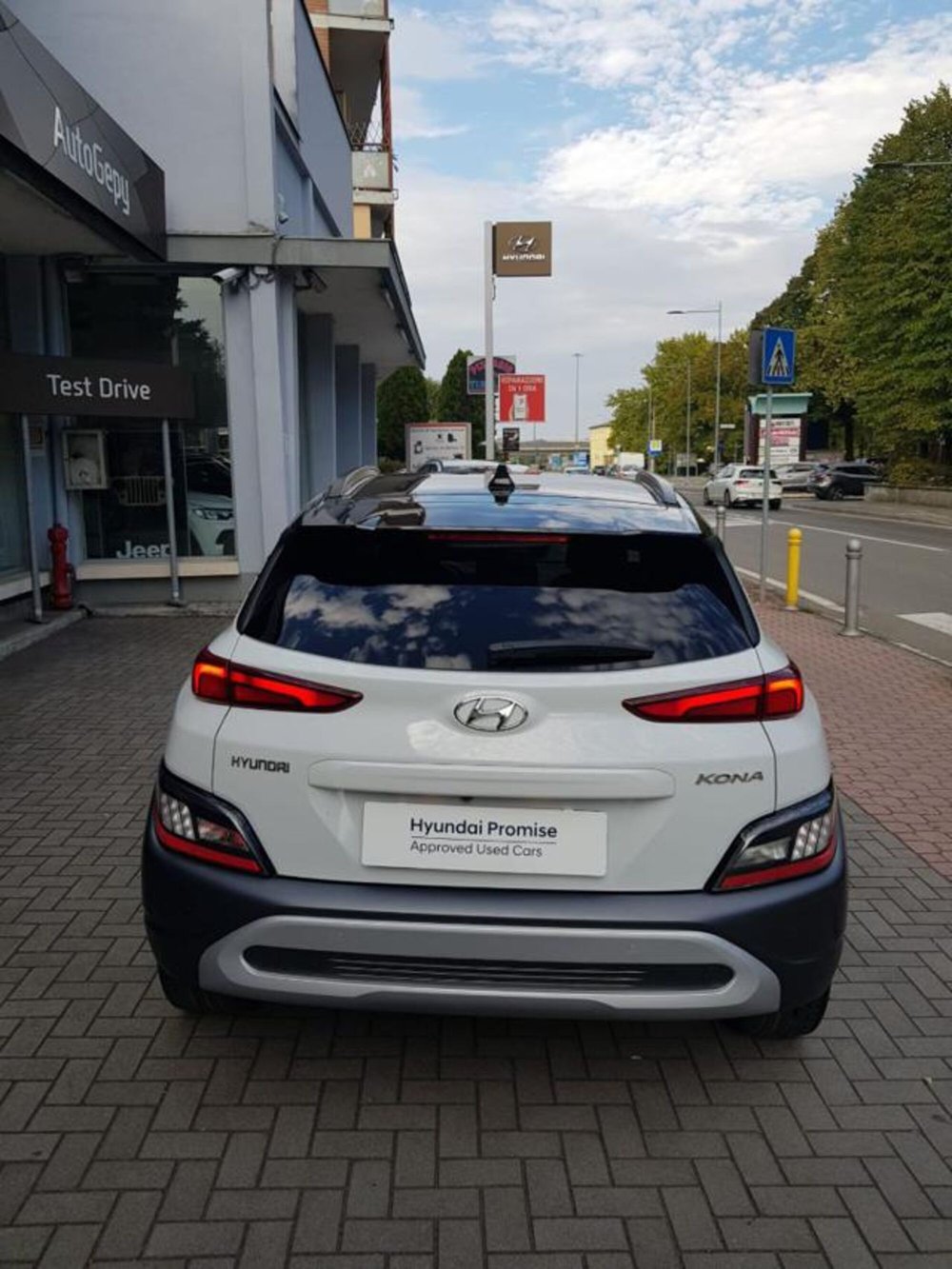 Hyundai Kona usata a Parma (5)