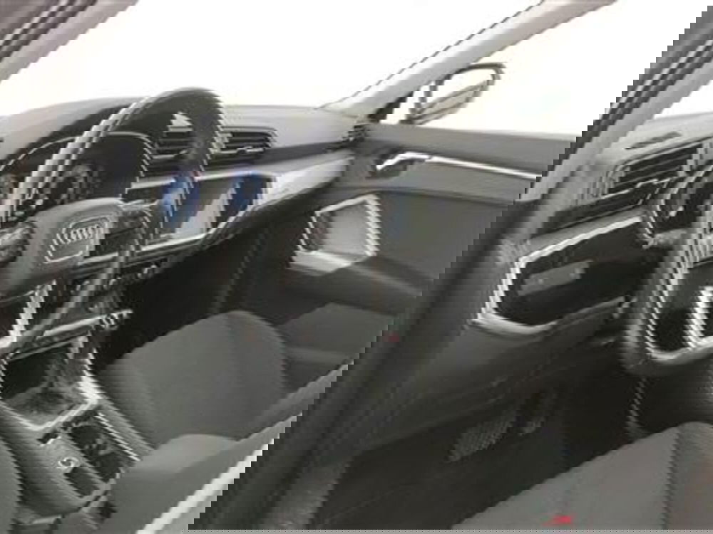 Audi Q3 Sportback usata a Bari (13)