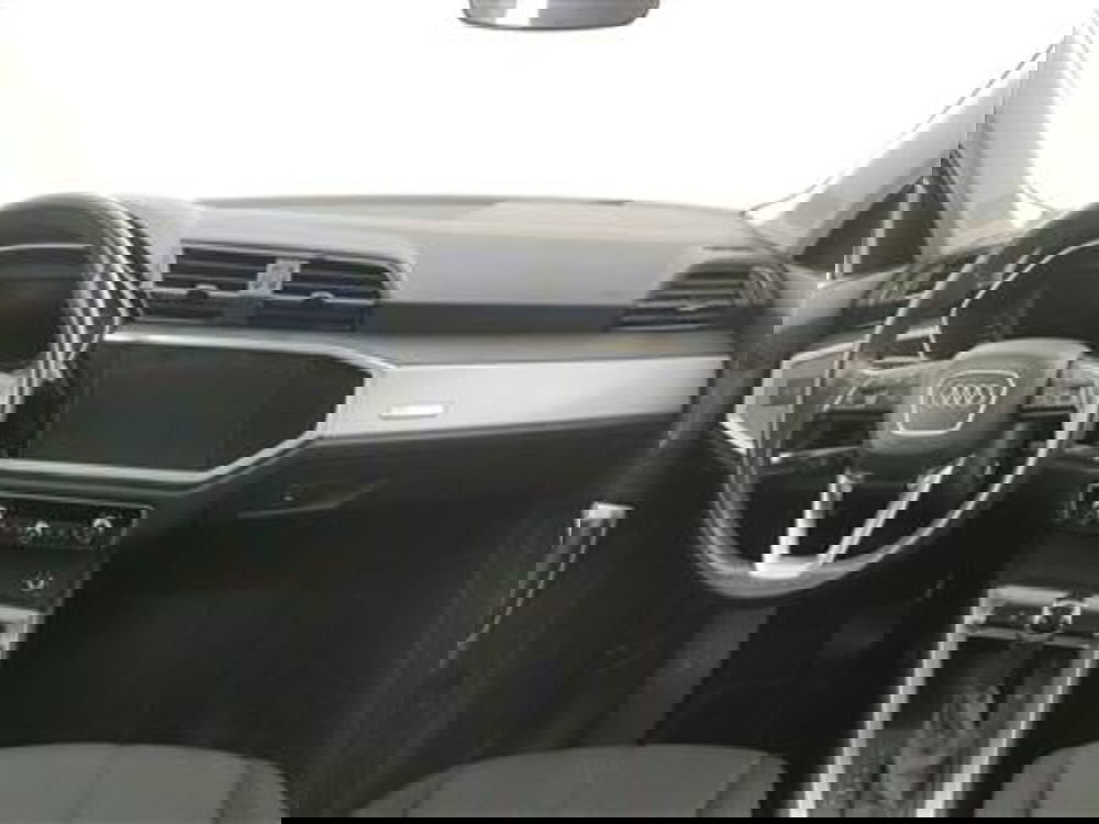 Audi Q3 Sportback usata a Bari (14)