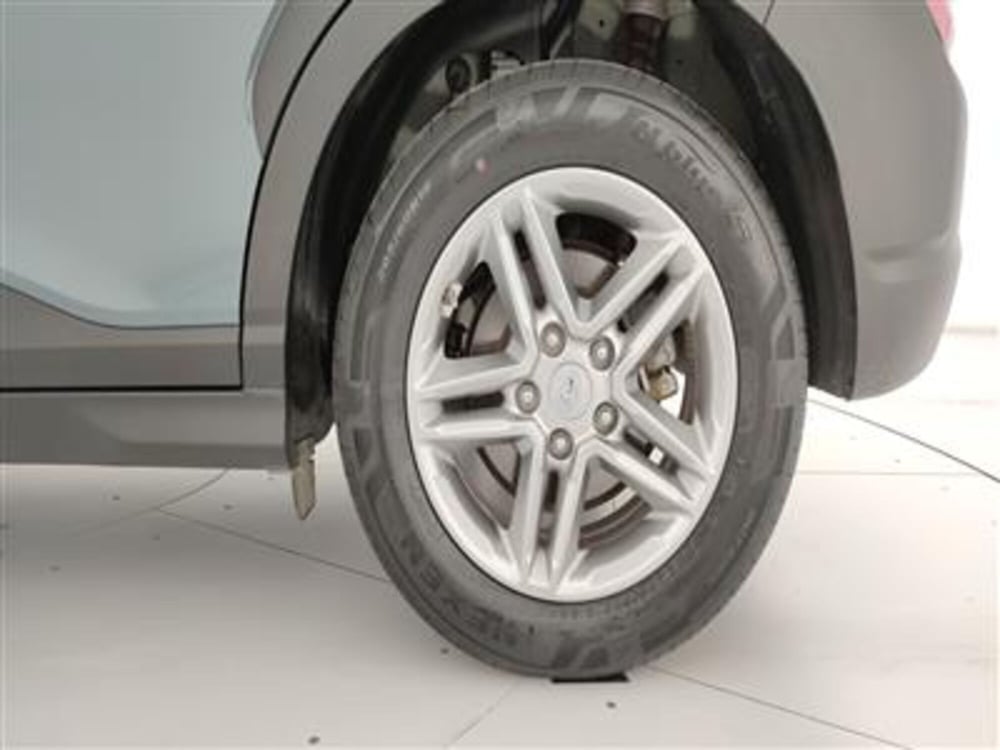 Hyundai Kona usata a Bari (12)