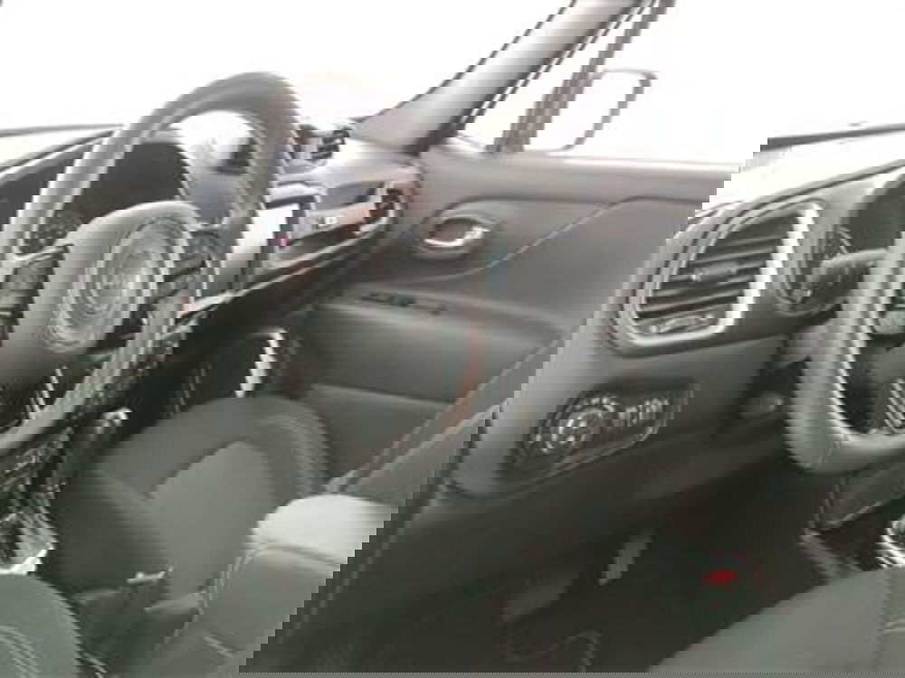 Jeep Renegade usata a Bari (14)