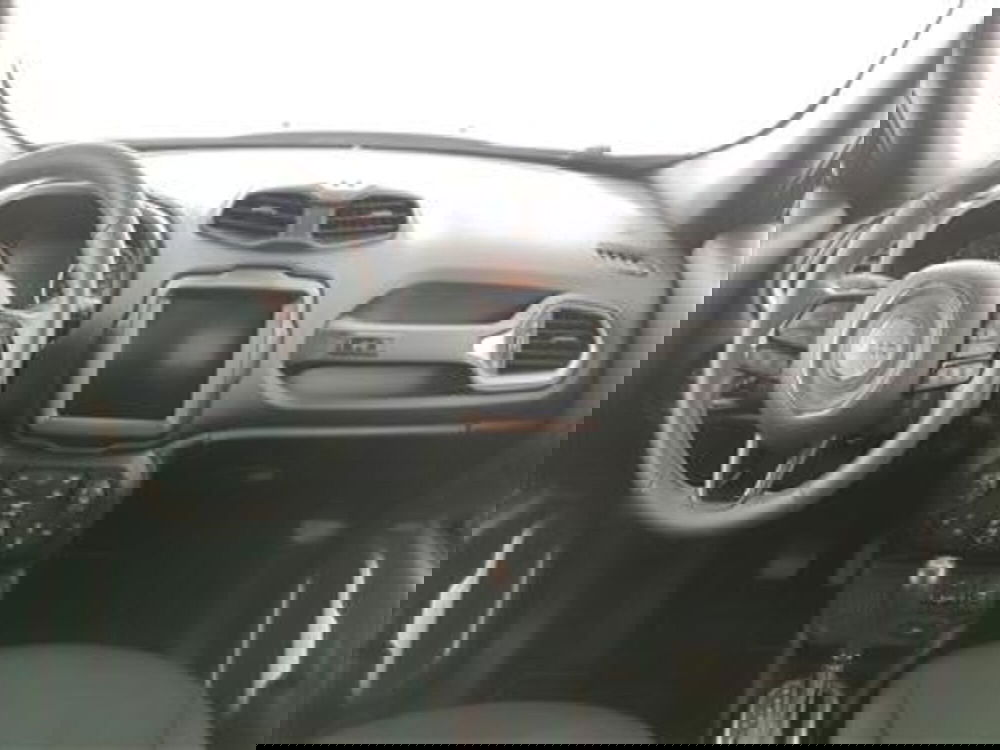 Jeep Renegade usata a Bari (15)