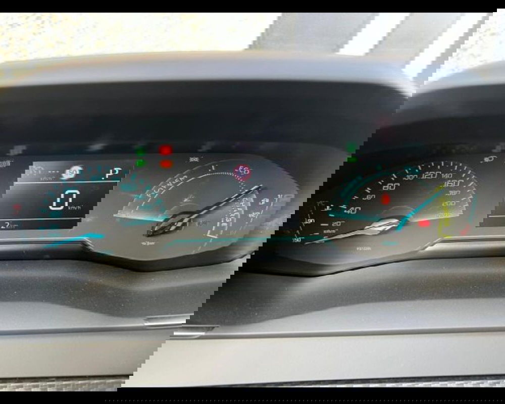 Peugeot 208 nuova a Alessandria (12)