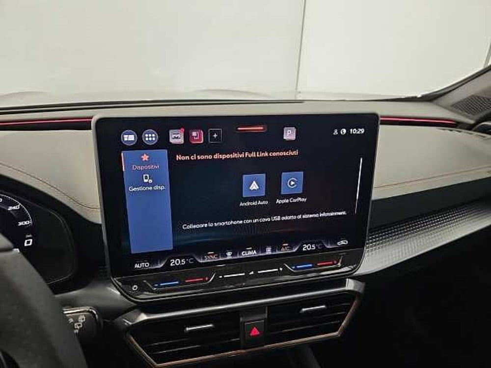 Cupra Formentor nuova a Lecco (17)