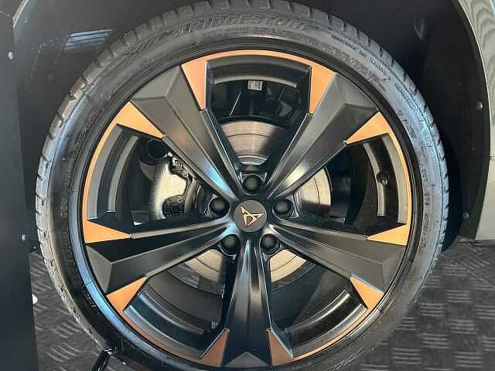 Cupra Ateca nuova a Lecco (9)