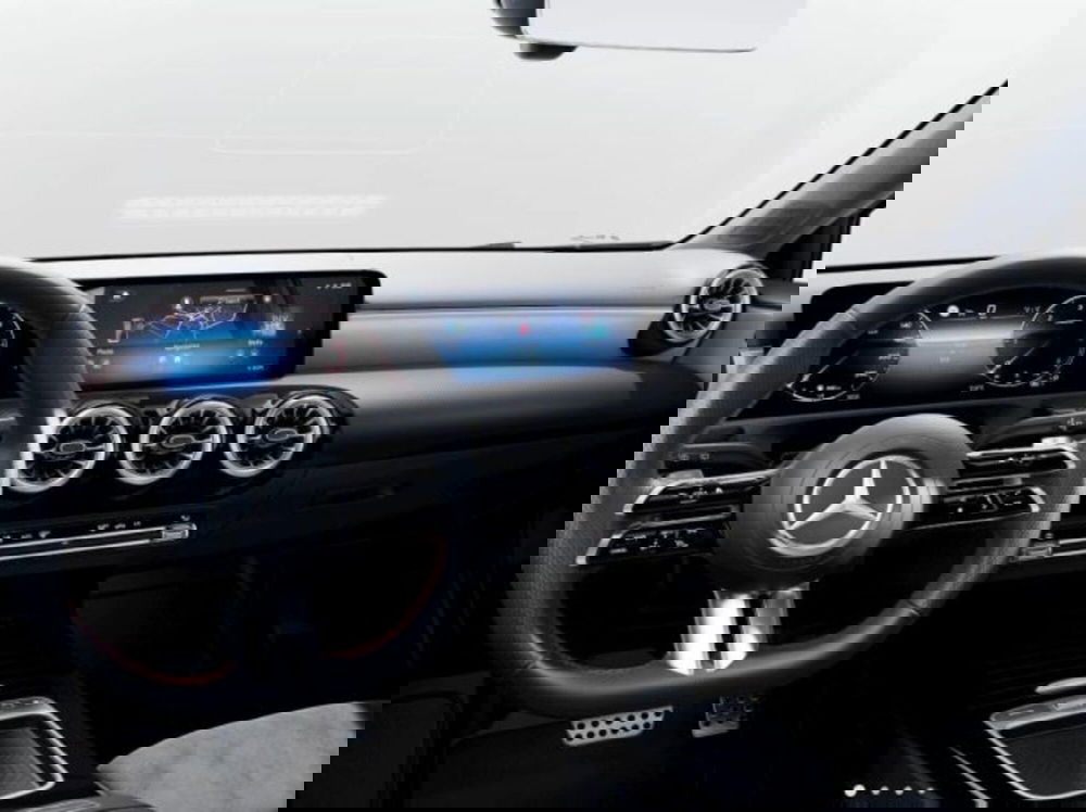 Mercedes-Benz Classe A nuova a Verona (5)