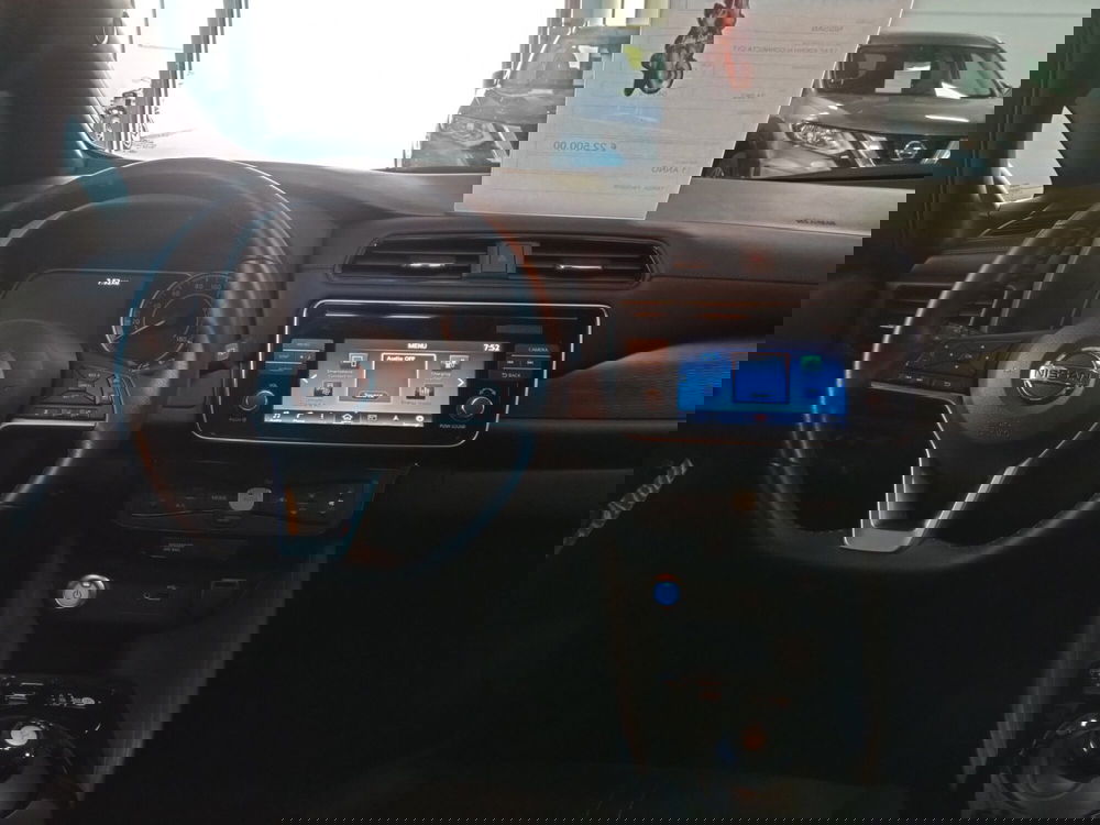 Nissan Leaf nuova a Torino (10)