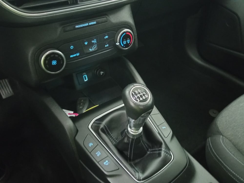 Ford Focus Station Wagon usata a Torino (11)