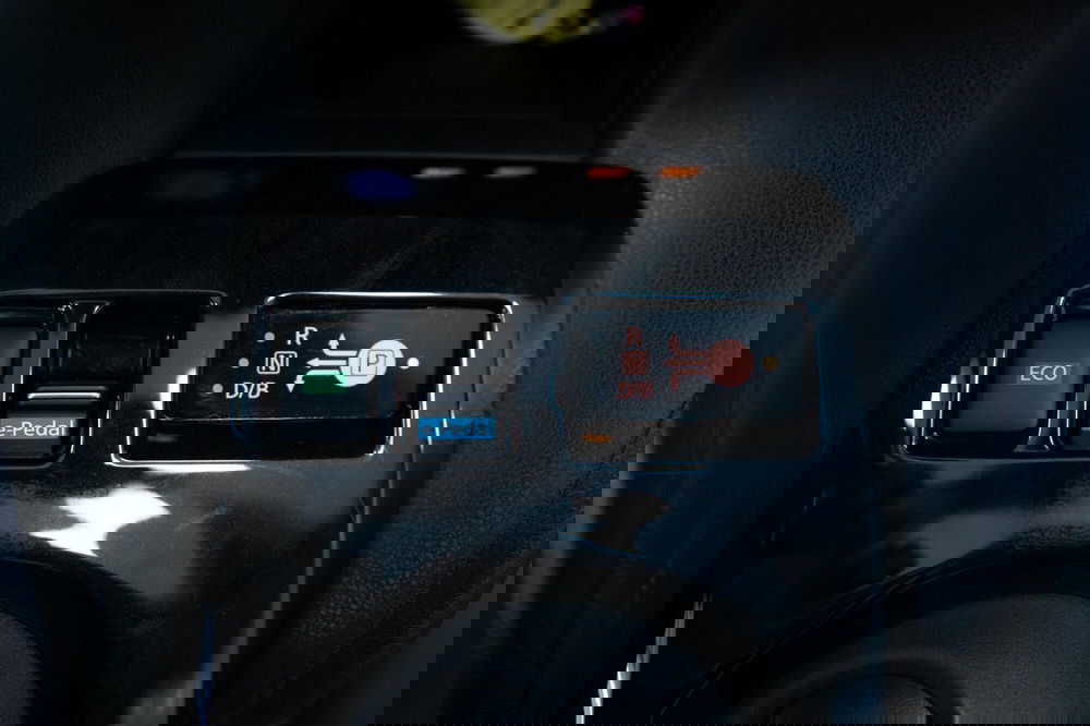 Nissan Leaf usata a Torino (15)