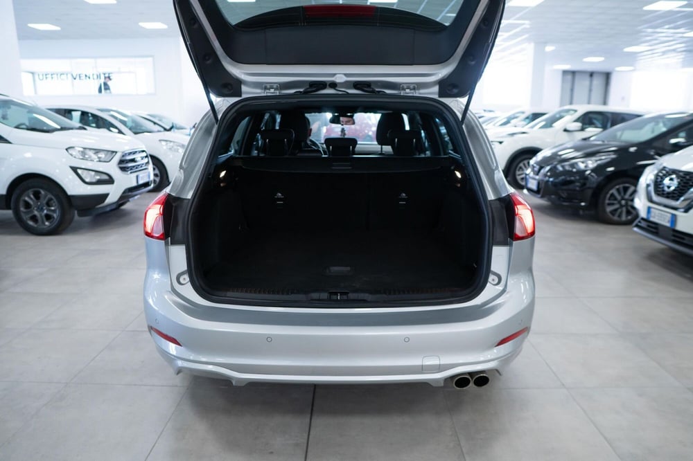 Ford Focus Station Wagon usata a Torino (14)