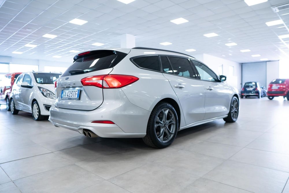 Ford Focus Station Wagon usata a Torino (3)