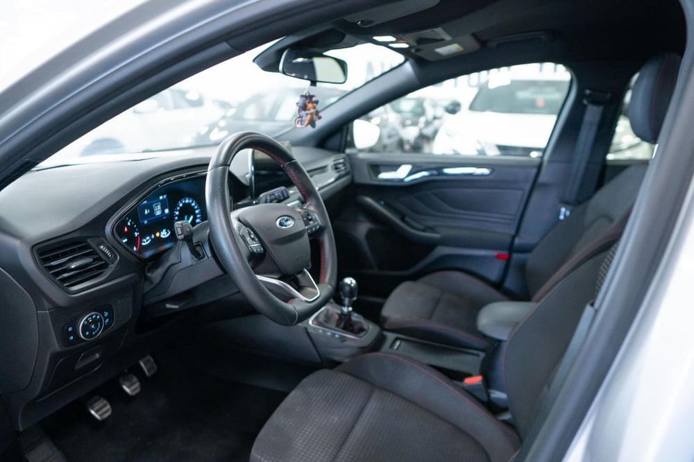 Ford Focus Station Wagon usata a Torino (6)