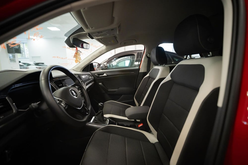 Volkswagen T-Roc usata a Torino (6)