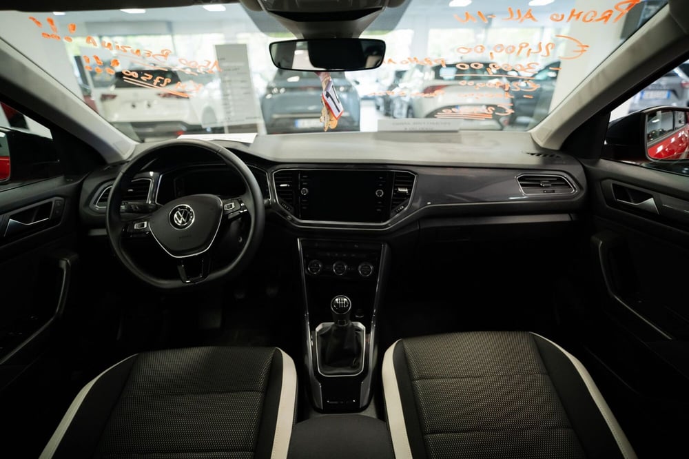 Volkswagen T-Roc usata a Torino (8)