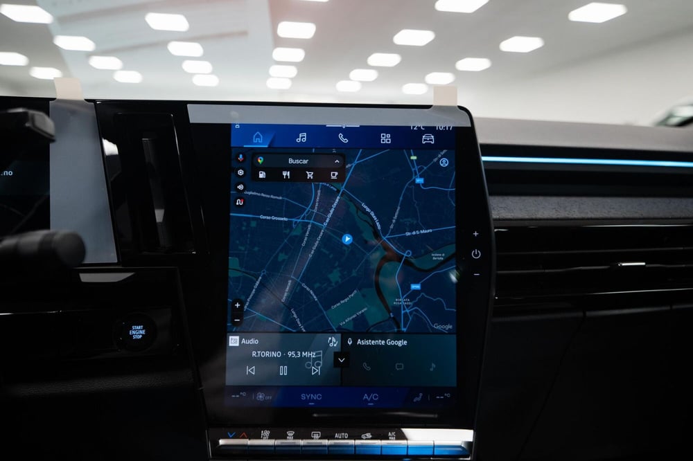 Renault Rafale nuova a Torino (9)