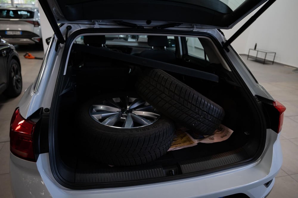 Volkswagen T-Roc usata a Torino (11)