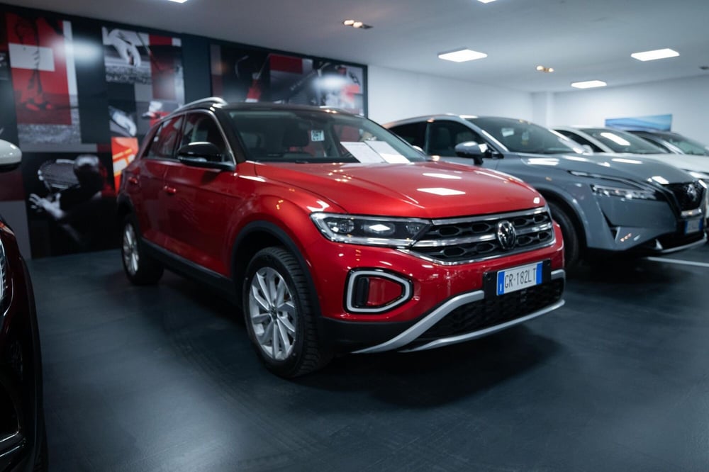 Volkswagen T-Roc usata a Torino (16)