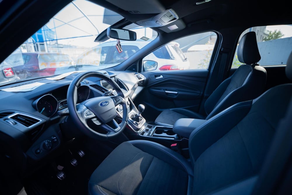 Ford Kuga usata a Torino (6)