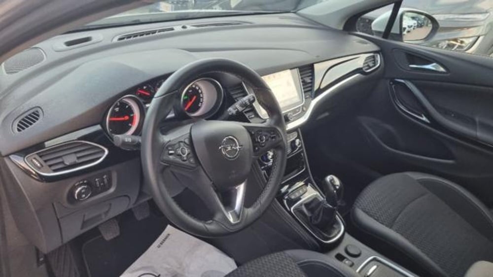 Opel Astra Station Wagon usata a Savona (14)