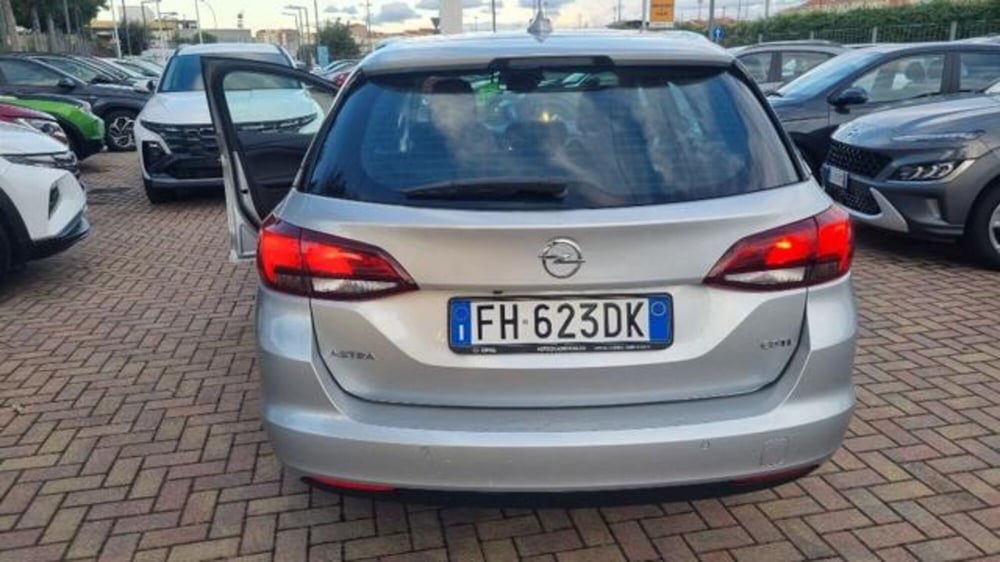 Opel Astra Station Wagon usata a Savona (18)