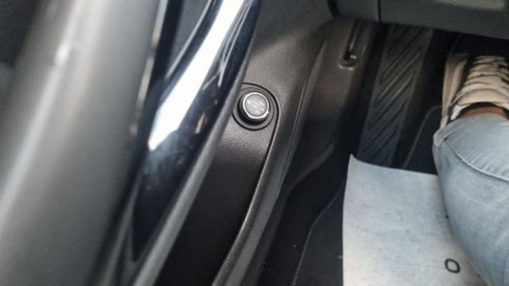 Opel Astra Station Wagon usata a Savona (9)