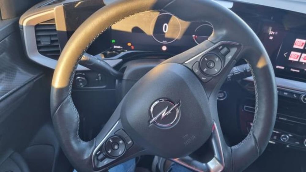 Opel Mokka usata a Savona (9)