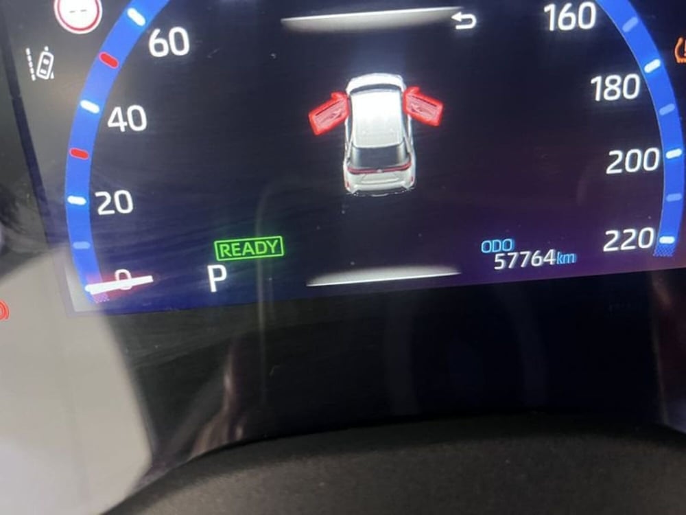 Toyota Yaris Cross usata a Prato (11)