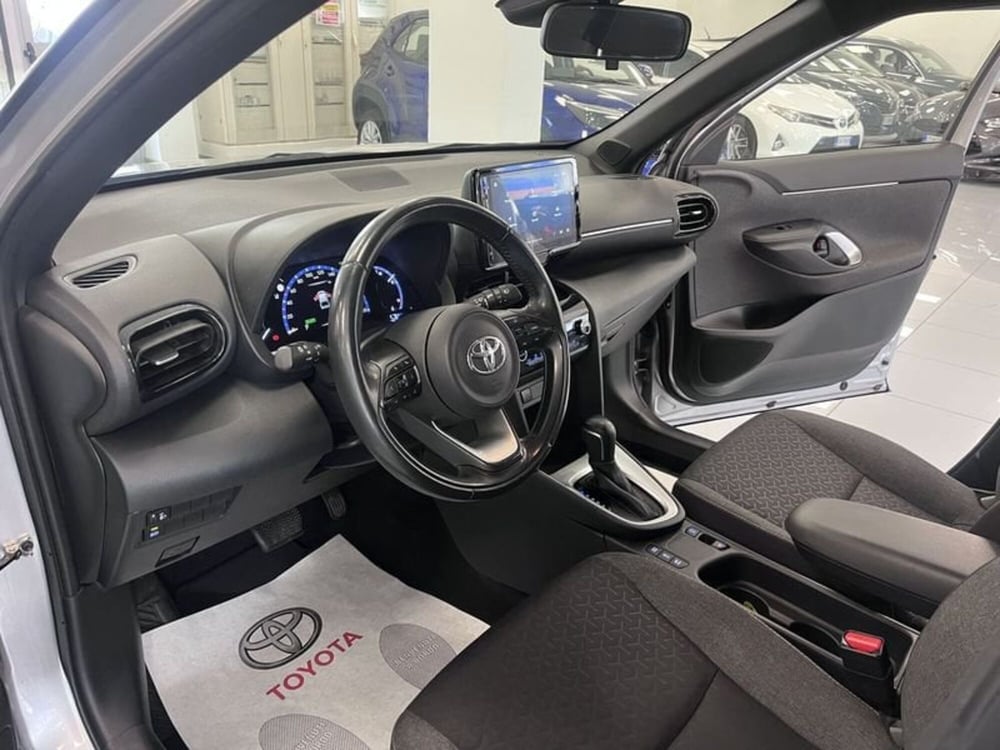 Toyota Yaris Cross usata a Prato (7)