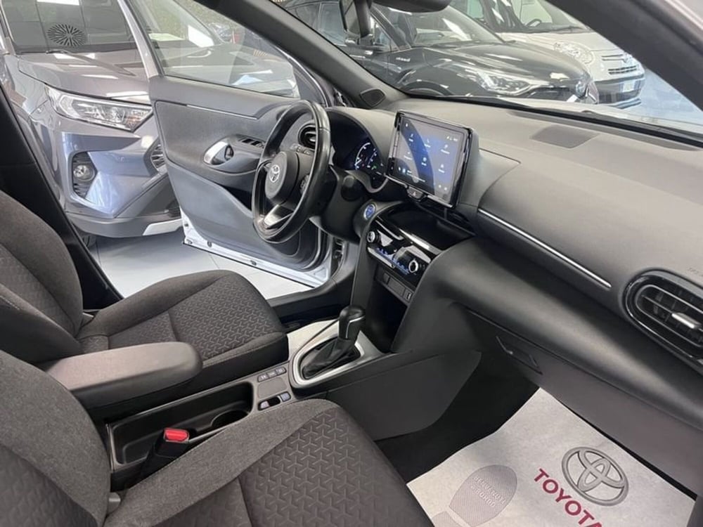 Toyota Yaris Cross usata a Prato (8)