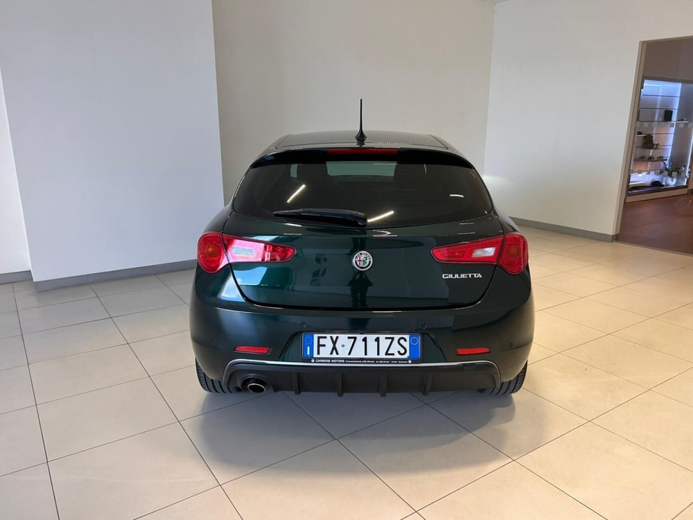 Alfa Romeo Giulietta usata a Napoli (7)